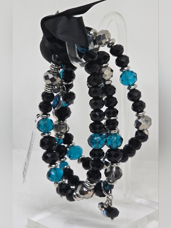 White House Black Market Blue and Black Beaded Charm Stretch Bracelet Set - Picture 3 of 5